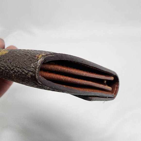 Authentic Louis Vuitton Vintage Sarah wallet - Picture 4 of 8